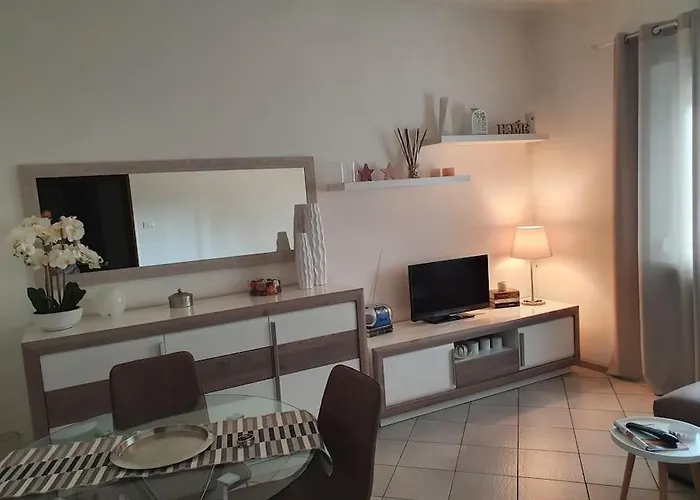 Holiday home Orchidea *